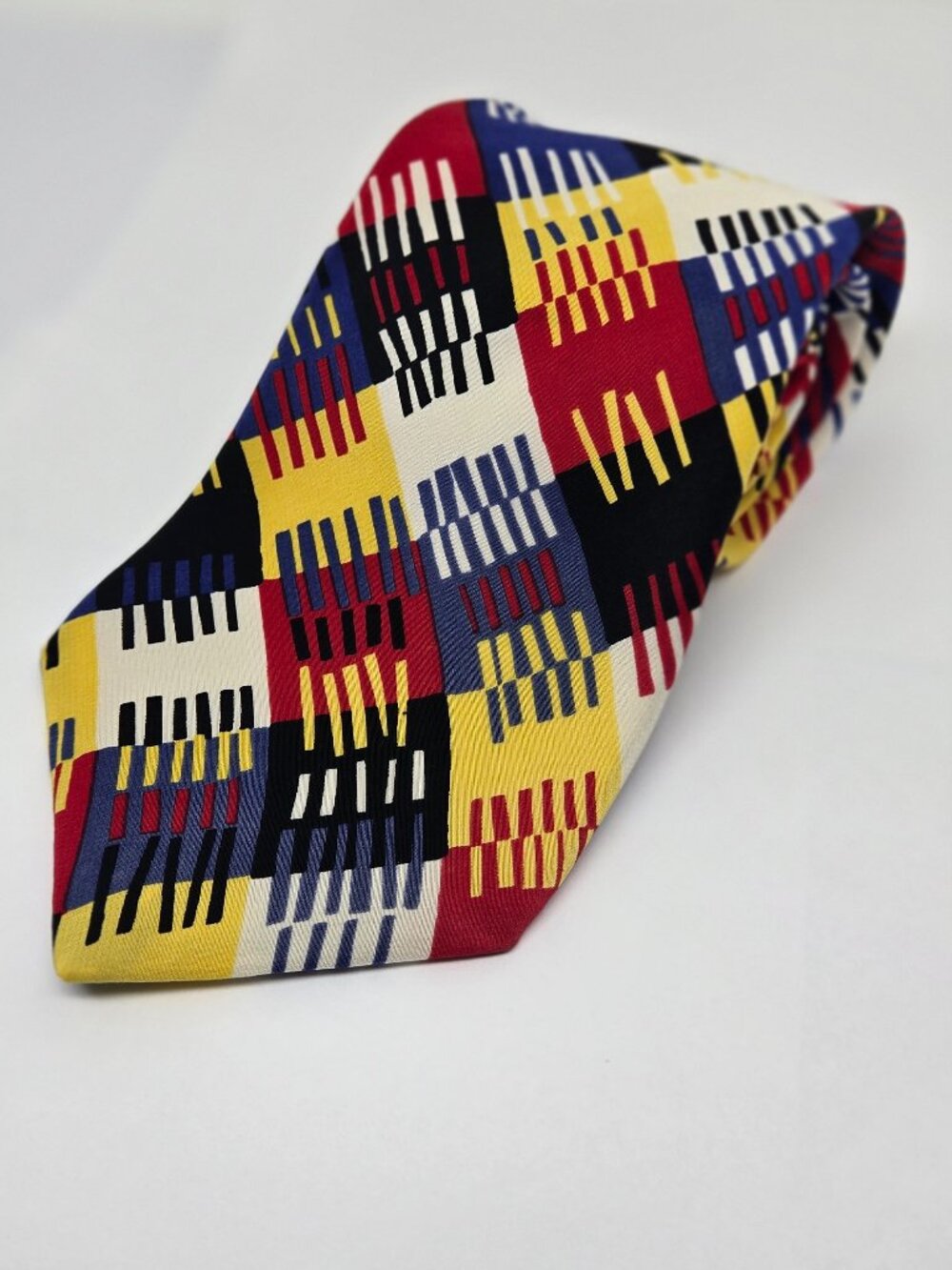 Perry Ellis Portfolio 100% Silk Crepe Modern Tie, Multicolor
